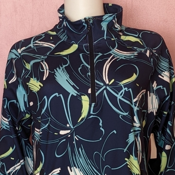 Talbots Blue Floral Pullover UPF 50+ Protection Workout Jacket size Large - Picture 2 of 6